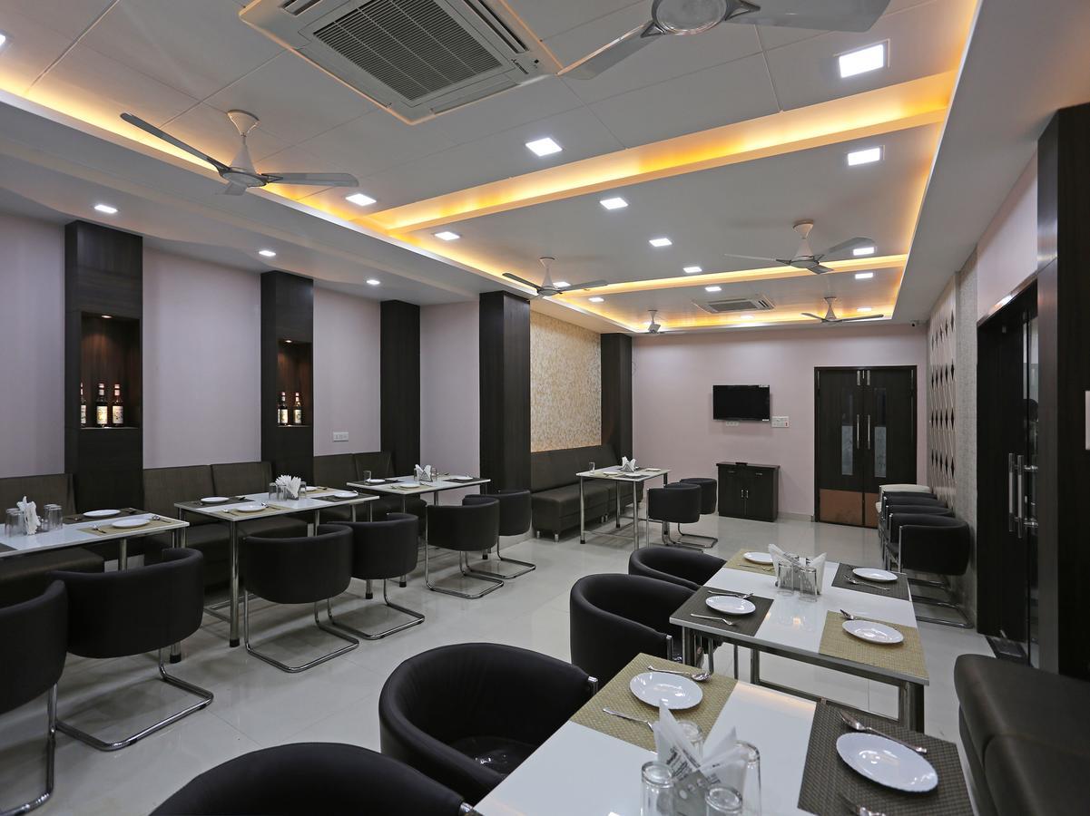 Oyo 10360 Hotel Grand Manoranjan Gorakhpur Exterior photo