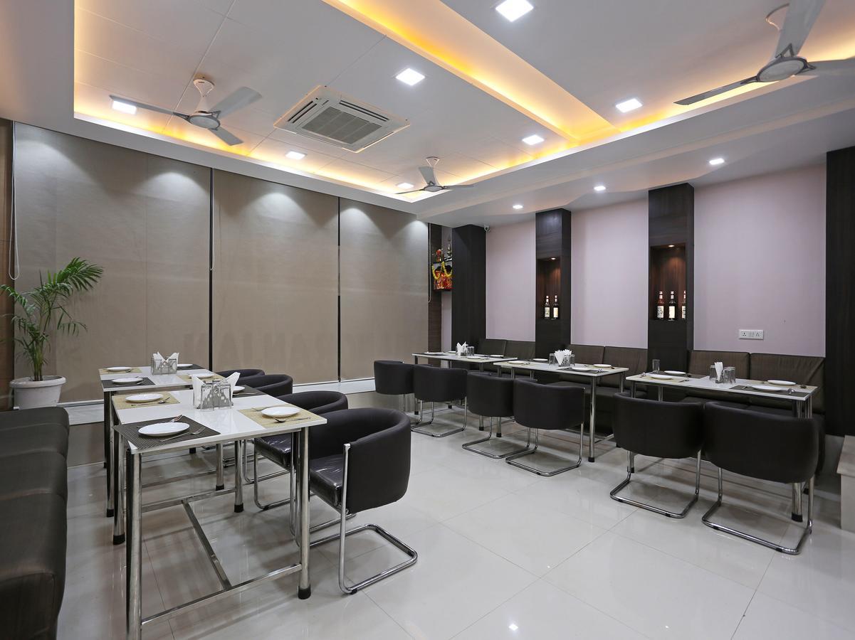 Oyo 10360 Hotel Grand Manoranjan Gorakhpur Exterior photo